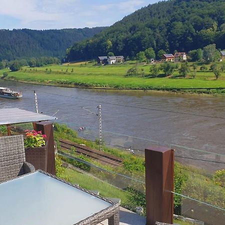 Saechsische-Schweiz-Ferienhaus-Wohnung-2-Mit-Hervorragendem-Panoramablick-Ueber-Das-Elbtal ケーニッヒスシュタイン・アン・デ・エルベ エクステリア 写真